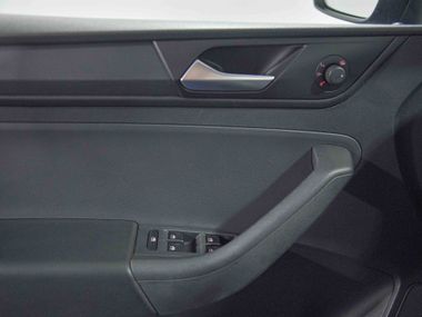 Volkswagen Polo 2020 года, 137 112 км - вид 14