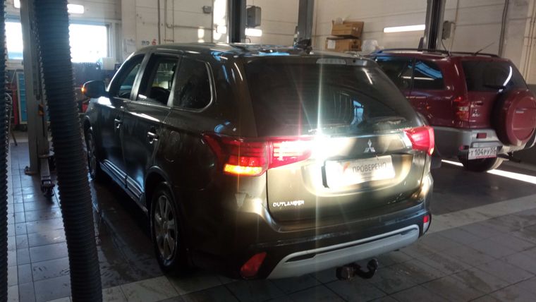 Mitsubishi Outlander 2021 года, 105 979 км - вид 4 Mitsubishi Outlander 2021 года, 105 979 км - вид 4