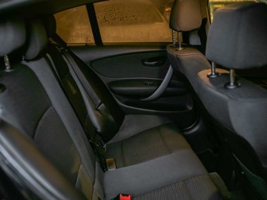 BMW 1 серия 2011 года, 235 153 км - вид 10