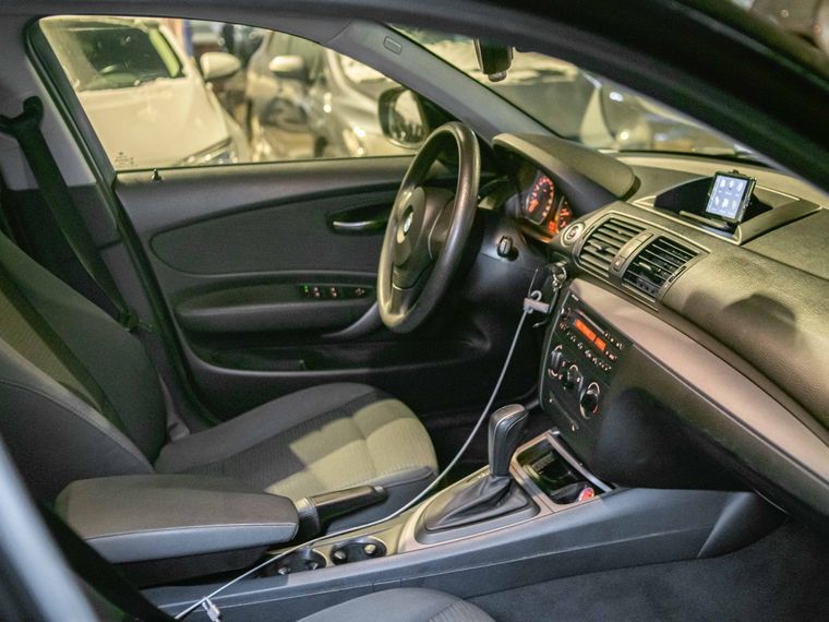 BMW 1 серия 2011 года, 235 153 км - вид 11