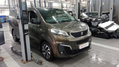 Peugeot Traveller 2018 года, 229 281 км - вид 3