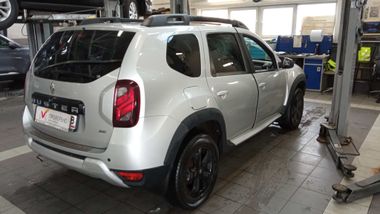 Renault Duster 2020 года, 112 851 км - вид 3