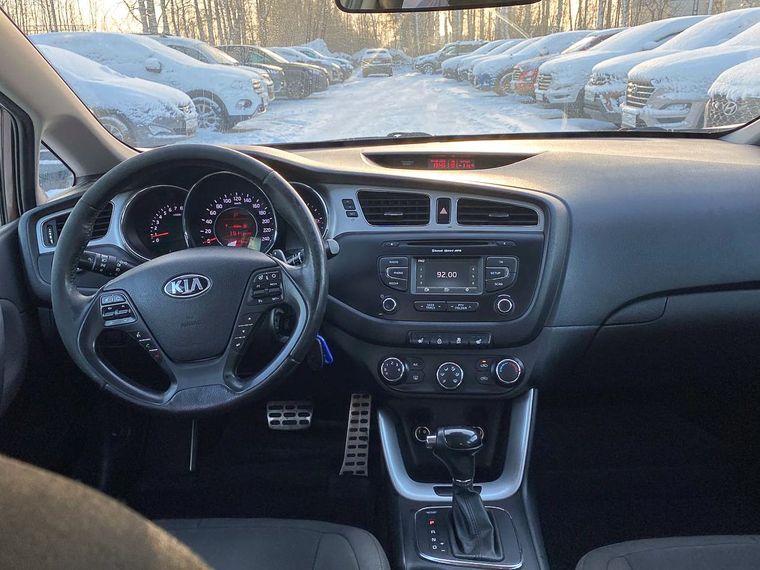 KIA Ceed 2014 года, 169 435 км - вид 8