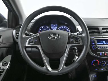 Hyundai Solaris 2015 года, 52 182 км - вид 9