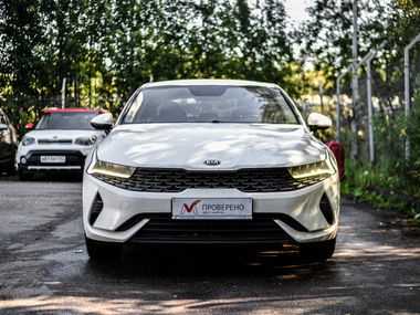 KIA K5 2020 года, 191 720 км - вид 3