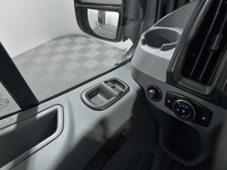 Ford Transit 2017 года, 94 678 км - вид 13