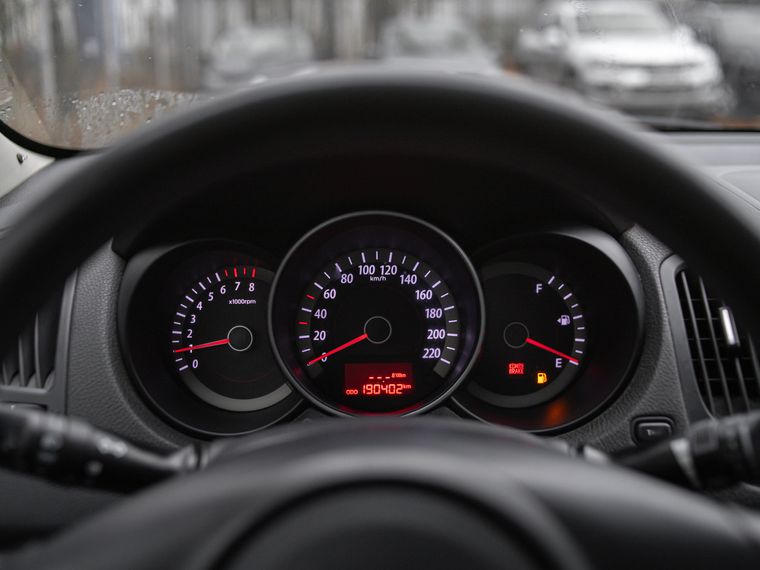 KIA Cerato 2010 года, 190 302 км - вид 5