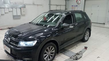 Volkswagen Tiguan 2020 года, 64 545 км - вид 4