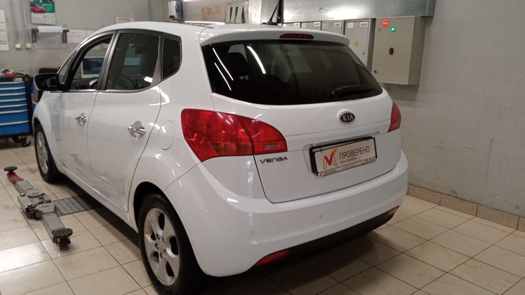 KIA Venga 2012 года, 188 504 км - вид 5