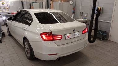 BMW 3 серия 2014 года, 143 341 км - вид 4