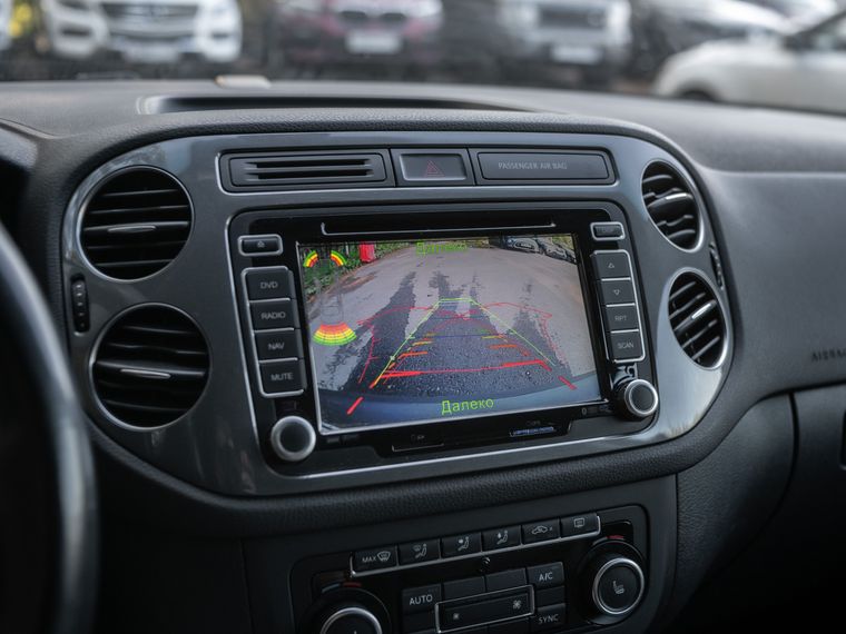 Volkswagen Tiguan 2012 года, 231 818 км - вид 9