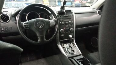Suzuki Grand Vitara 2011 года, 200 331 км - вид 5
