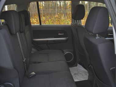 Suzuki Grand Vitara 2011 года, 200 331 км - вид 10