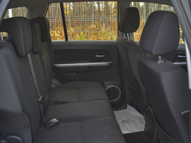 Suzuki Grand Vitara 2011 года, 200 331 км - вид 10