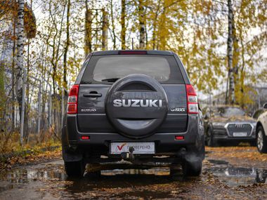 Suzuki Grand Vitara 2011 года, 200 331 км - вид 4