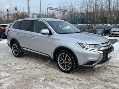 Mitsubishi Outlander 2016 года, 199 000 км - вид 3