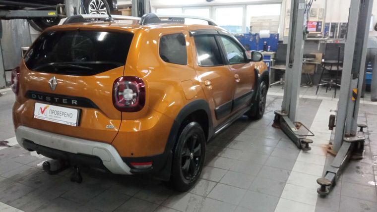 Renault Duster 2021 года, 71 536 км - вид 3