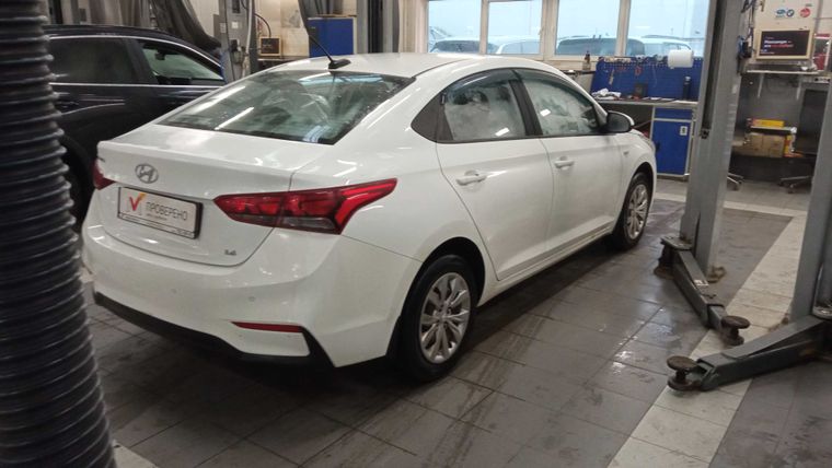 Hyundai Solaris 2017 года, 100 363 км - вид 3
