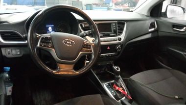 Hyundai Solaris 2017 года, 100 363 км - вид 5