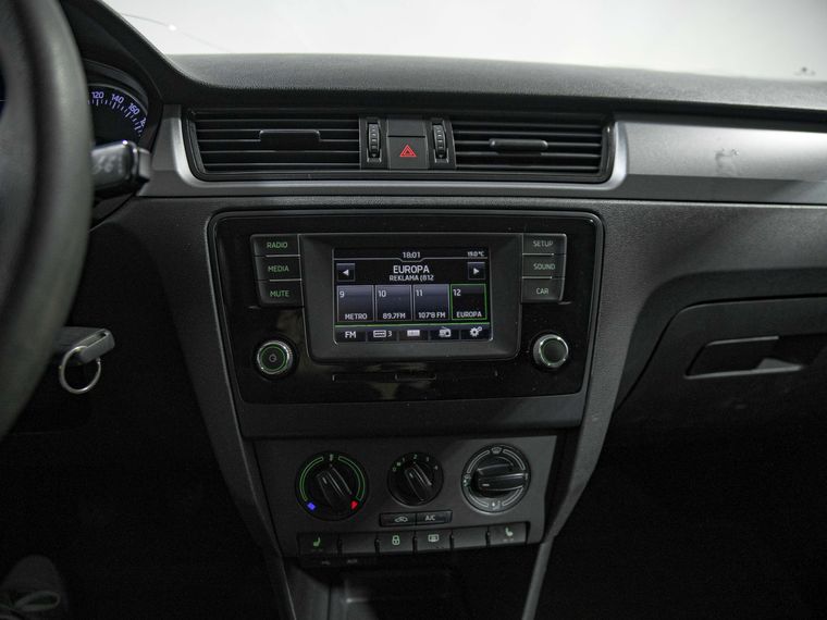 Skoda Rapid 2016 года, 207 264 км - вид 9