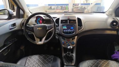 Chevrolet Aveo 2014 года, 159 570 км - вид 5