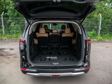 KIA Carnival 2023 года, 24 894 км - вид 20