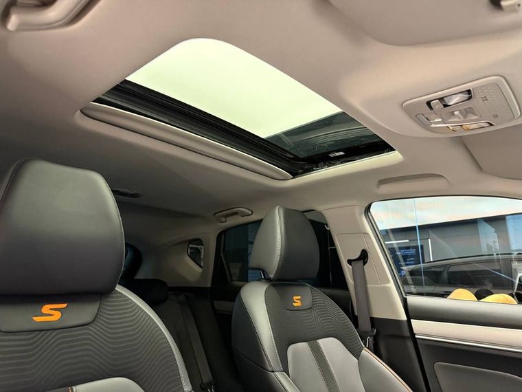 Geely Coolray 2023 года, 31 300 км - вид 25