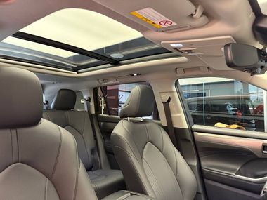 Toyota Highlander 2024 года, 82 км - вид 9