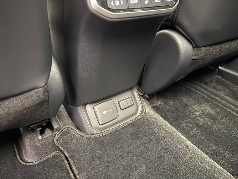Toyota Highlander 2024 года, 82 км - вид 22