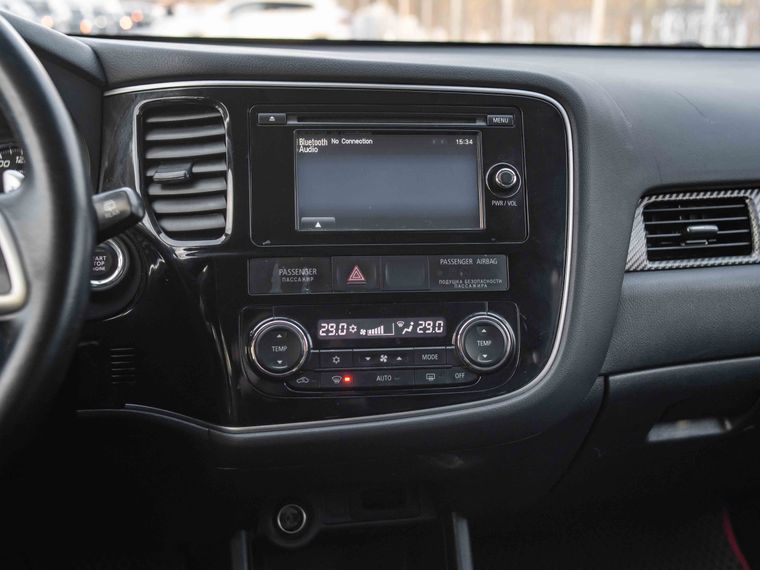 Mitsubishi Outlander 2014 года, 134 017 км - вид 9