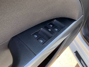 SEAT Leon 2012 года, 263 219 км - вид 14