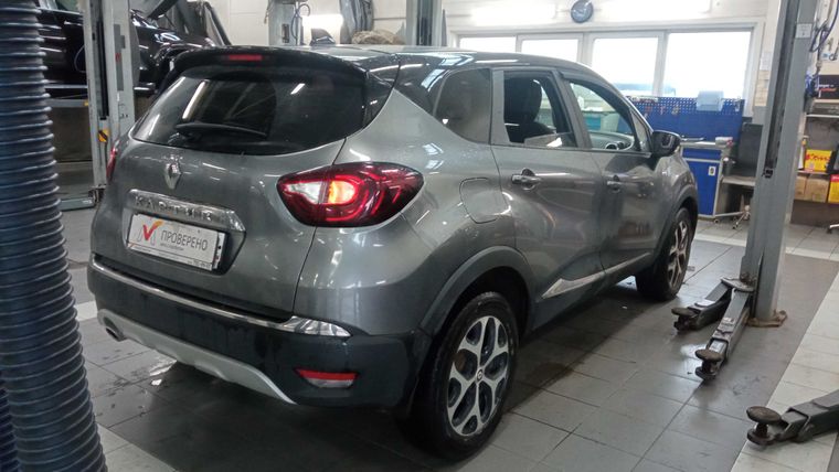 Renault Kaptur 2021 года, 94 279 км - вид 3