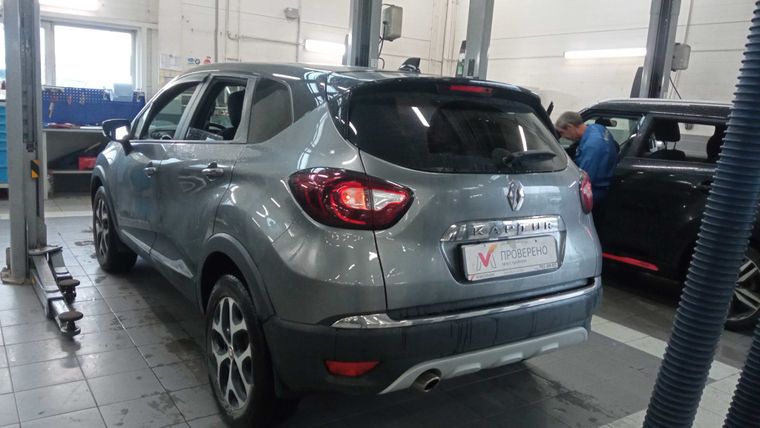 Renault Kaptur 2021 года, 94 279 км - вид 4