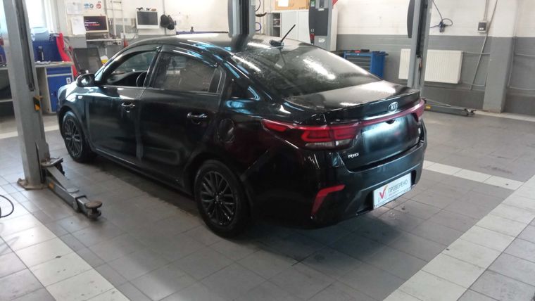 KIA Rio 2020 года, 74 199 км - вид 4