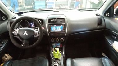 Mitsubishi ASX 2010 года, 256 647 км - вид 5