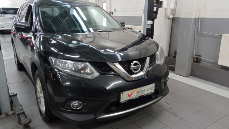 Nissan X-Trail 2017 года, 200 300 км - вид 3