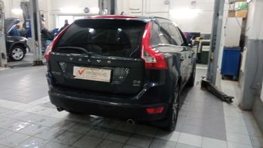 Volvo XC60 2012 года, 242 393 км - вид 3