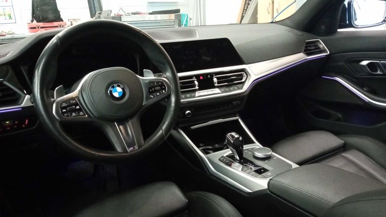 BMW 3 серия 2019 года, 72 079 км - вид 5