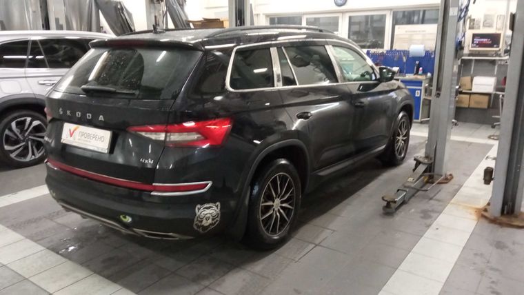 Skoda Kodiaq 2020 года, 47 726 км - вид 3