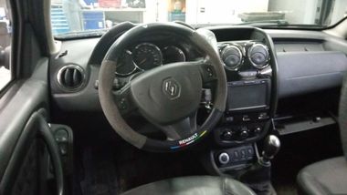 Renault Duster 2017 года, 112 149 км - вид 5