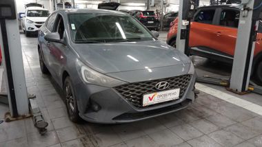 Hyundai Solaris 2021 года, 128 003 км - вид 3