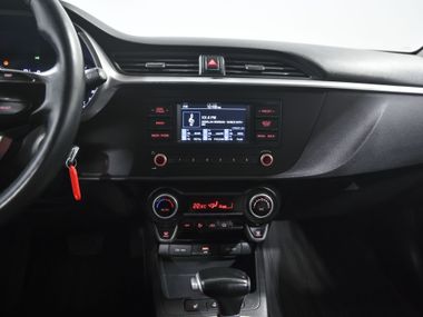 KIA Rio 2020 года, 228 682 км - вид 10