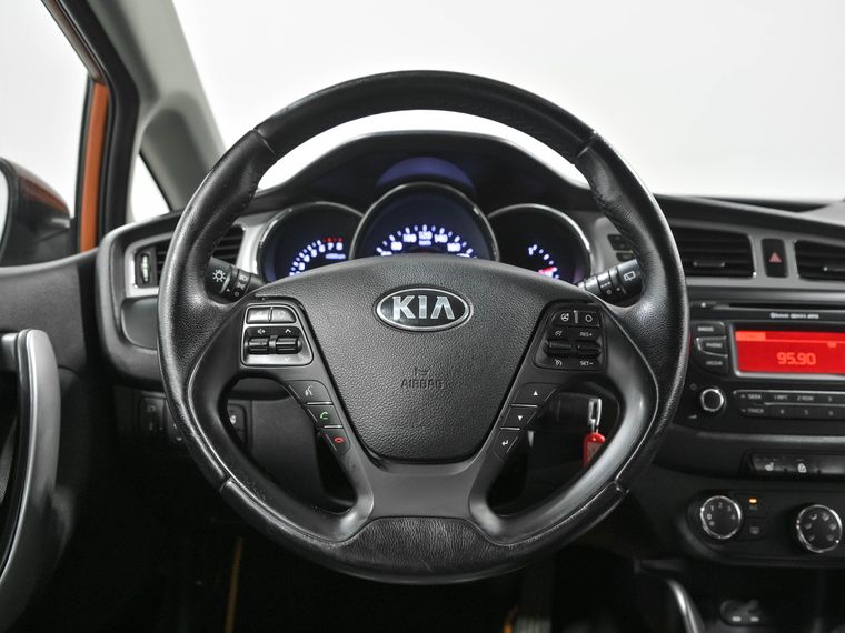 KIA Ceed 2015 года, 114 169 км - вид 8