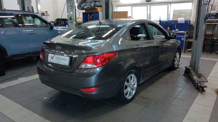 Hyundai Solaris 2013 года, 99 237 км - вид 3