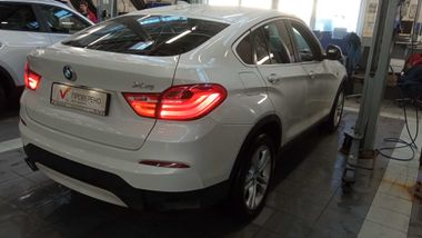 BMW X4 2016 года, 131 559 км - вид 4