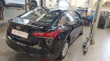 Hyundai Solaris 2021 года, 54 190 км - вид 3