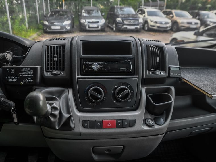 Peugeot Boxer 2010 года, 371 292 км - вид 7