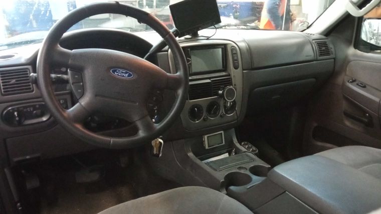 Ford Explorer 2004 года, 289 173 км - вид 5