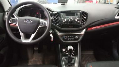 ВАЗ (LADA) Vesta Cross 2021 года, 83 659 км - вид 5