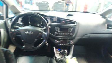 KIA Ceed 2015 года, 135 665 км - вид 5